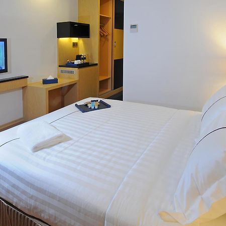 Hotel Granada Johor Bahru Exterior photo